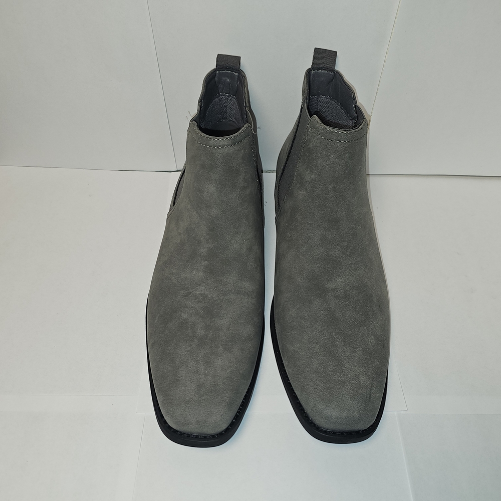 Perry Ellis Gray Chukka Boots